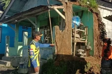 Gempa Sukabumi-Bogor...
