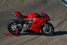 Ducati Kenalkan Motor...