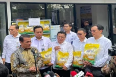Prabowo Deklarasikan...