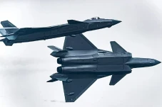 Jet Tempur J-20 China...