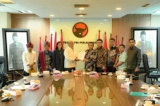 Fraksi PDIP Akan Tindak...