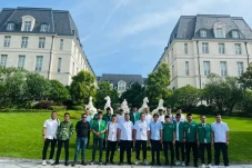 Kunjungan ke China,...