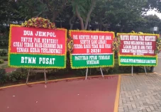 Tak Naikkan Cukai Rokok...