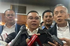MK Diminta Hapus Tunjangan...