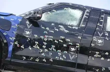 VinFast Luncurkan SUV...