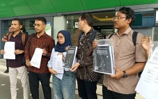 Delpredo hingga Admin...