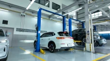 Babak Baru Geely di...