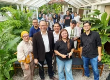 Hapus Sekat Peneliti...