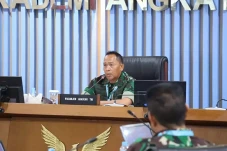 Profil Marsda TNI Fachrizet,...