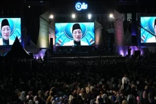 Tutup MQK Internasional,...