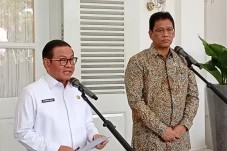 Pertemuan 1 Jam di Balai...