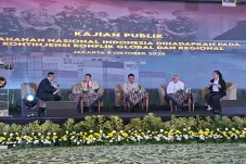 Kemenko Polkam Perkuat...