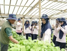 Living Lab Berbasis...