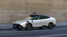 Lyft Kenalkan Robotaxi...
