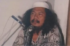 Profil Gus Maksum, Ulama...