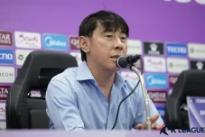 Shin Tae-yong Bantah...