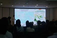 Universitas Bakrie Gelar...