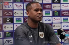 Patrick Kluivert Resmi...