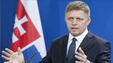 PM Slovakia: Eks PM...