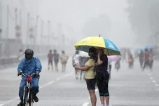 Langit Jakarta Tercemar,...
