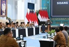 Prabowo Targetkan 3...