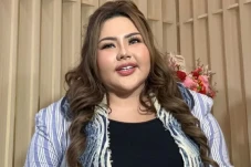 Hari Ini, Lisa Mariana...