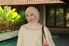 Julia Prastini dan Daehoon...