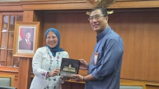 Komdigi Rilis Aplikasi...