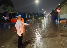 Imbas Banjir, Pintu...
