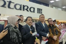 Roy Suryo Cs Temui DPD...