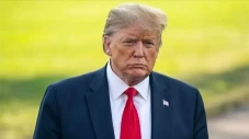 Trump Komentari Upaya...