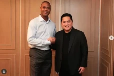 Ketimbang Umumkan Pelatih...
