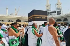 Umrah Mandiri Dilegalkan,...