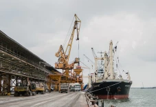 Petrokimia Gresik Dorong...