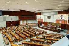 Usulan MKD Berhentikan...