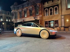 Tesla Cybercab Tanpa...