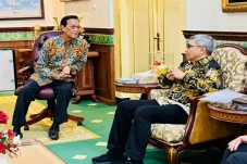 Ketua KPK Temui Sultan...
