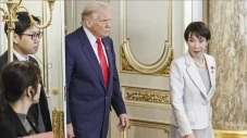 Trump Tawarkan Apa Pun...