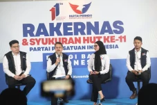 Partai Perindo Gelar...