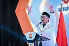 Pejabat Publik PKS Harus...