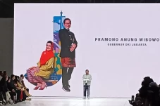 Pramono Anung Dorong...