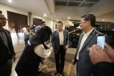 HT Hadiri Penutupan...