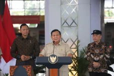 Prabowo Ingin Kereta...