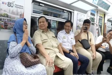 Naik KRL dari Stasiun...