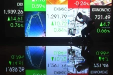 Diwarnai Data Ekonomi...