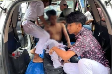 Ledakan di SMAN 72 Kelapa...