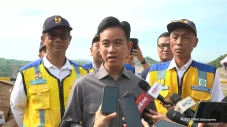 Gelar Pahlawan Nasional,...