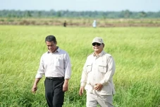 Indikator Politik Indonesia...