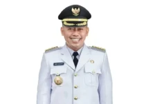 Bupati Ponorogo Sugiri...