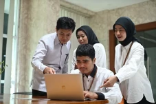 Dorong Transformasi...